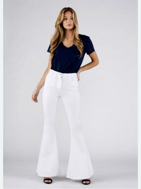 NWT WHITE DENIM Highwaisted Belle Bottom Jeans
